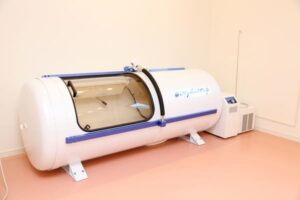 骨折の早期回復をサポートする酸素カプセル