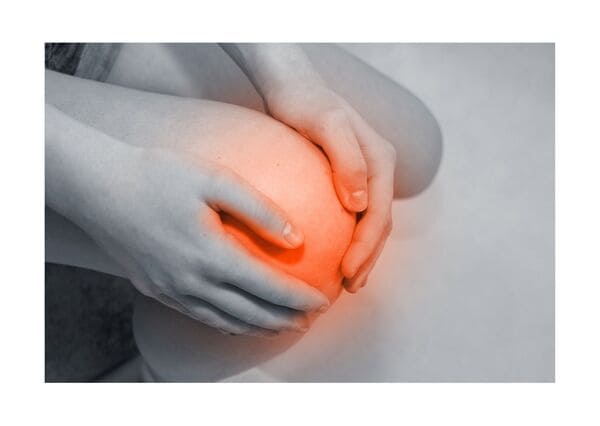膝の痛みはオスグット病の可能性がある